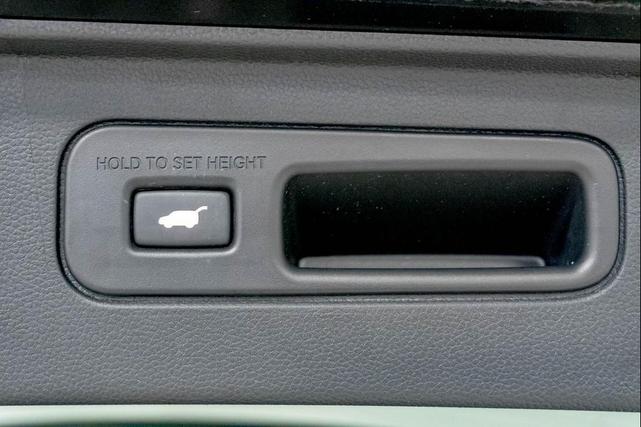 Photo of 2025 Crystal Black Pearl Honda Pilot