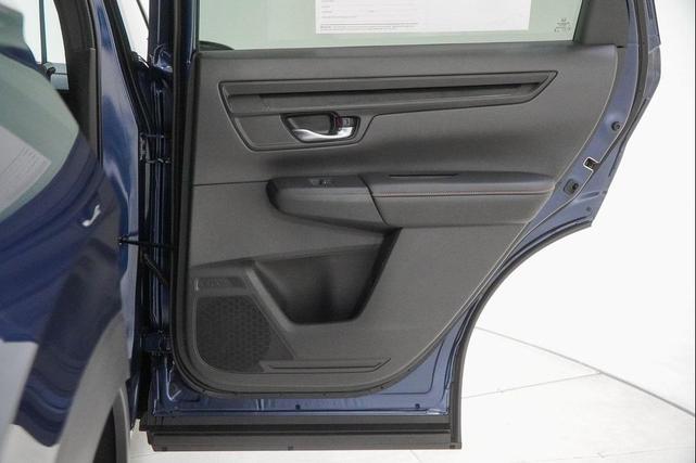 Photo of 2025 Canyon River Blue Metallic Honda CR-V Hybrid