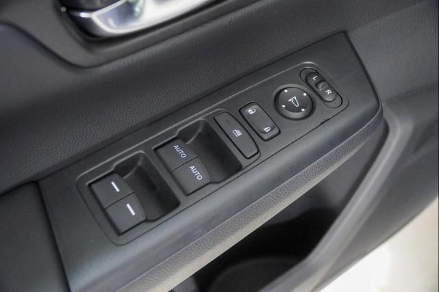 Photo of 2025 Canyon River Blue Metallic Honda CR-V Hybrid