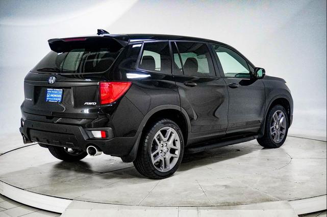 Photo of 2023 Crystal Black Pearl Honda Passport