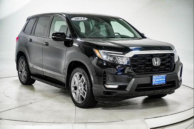 Photo of 2023 Crystal Black Pearl Honda Passport