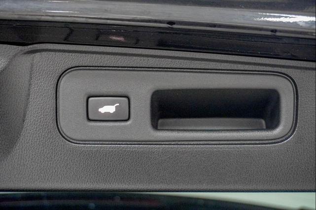 Photo of 2023 Crystal Black Pearl Honda Passport