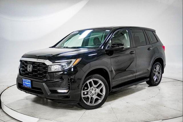 Photo of 2023 Crystal Black Pearl Honda Passport