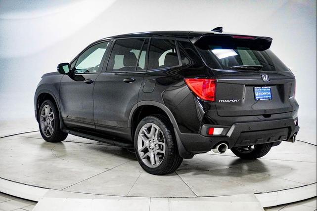 Photo of 2023 Crystal Black Pearl Honda Passport