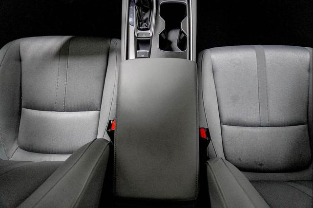 Photo of 2018 Still Night Pearl Honda Accord