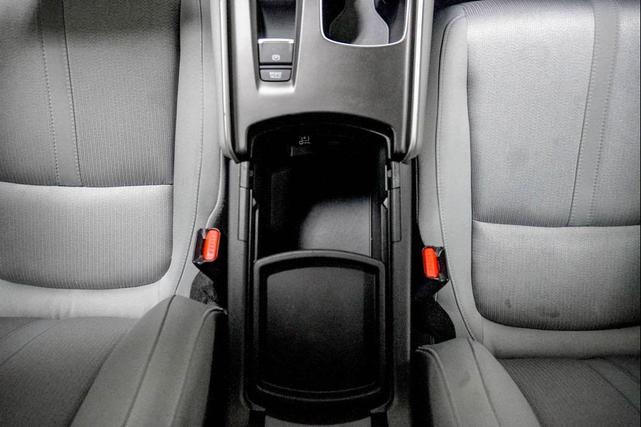 Photo of 2018 Still Night Pearl Honda Accord