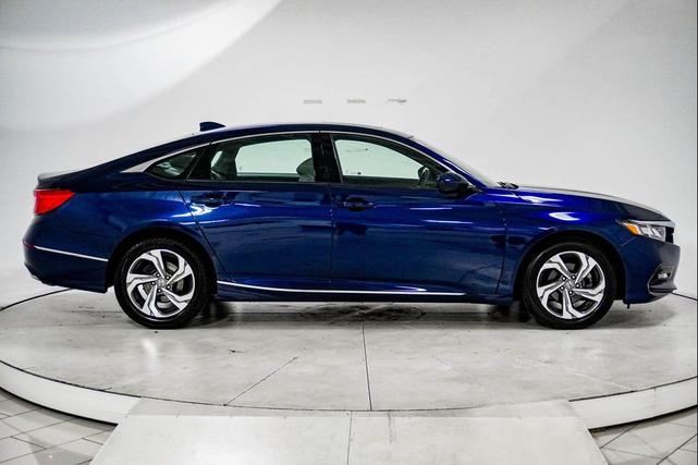 Photo of 2018 Still Night Pearl Honda Accord
