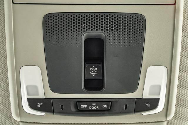 Photo of 2026 Crystal Black Pearl Honda CR-V