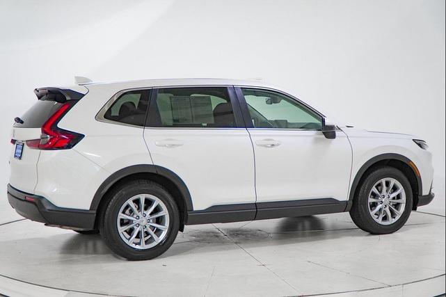 Photo of 2025 Platinum White Pearl Honda CR-V