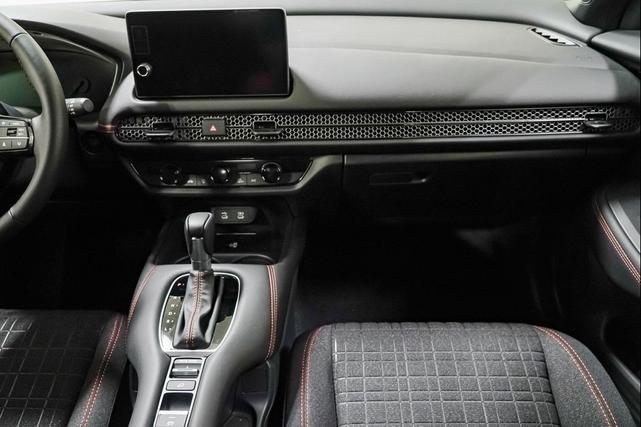 Photo of 2026 Nordic Forest Pearl Honda HR-V