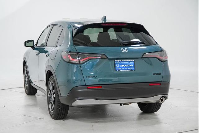 Photo of 2026 Nordic Forest Pearl Honda HR-V