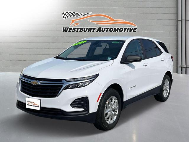 Photo of 2022 Summit White Chevrolet Equinox