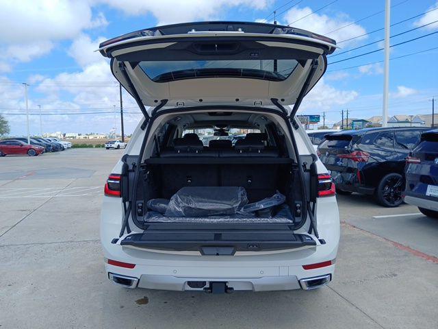 Photo of 2026 0300 BMW X7
