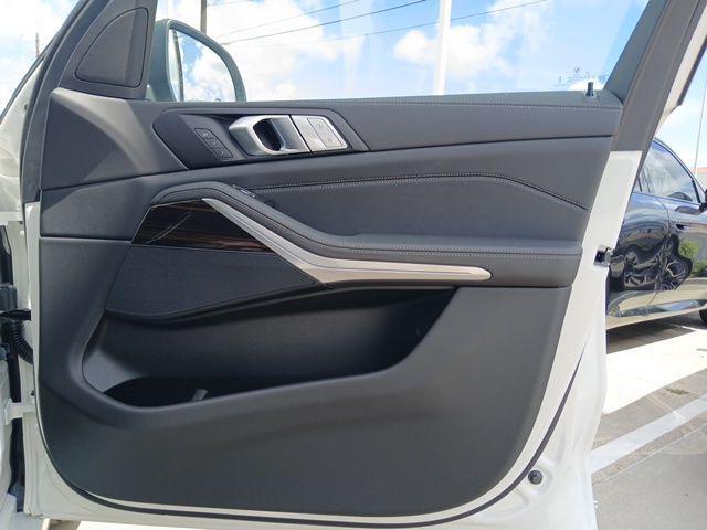 Photo of 2026 0300 BMW X7