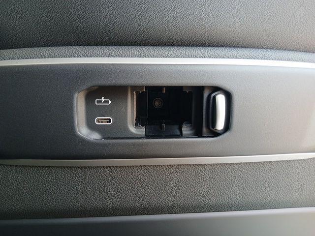 Photo of 2026 0300 BMW X7