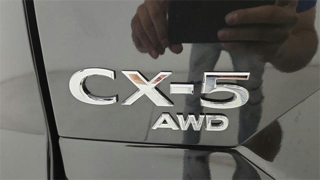 Photo of 2025 Jet Black Mica Mazda CX-5