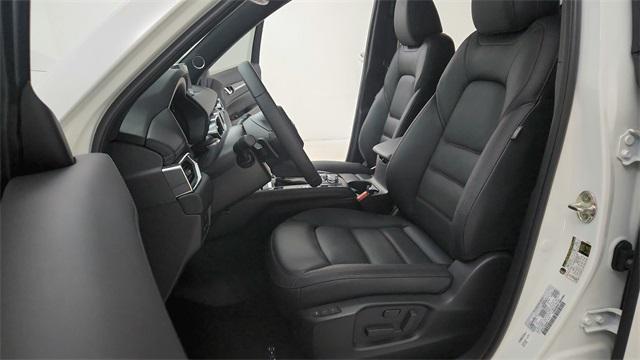 Photo of 2025 Rhodium White Metallic Mazda CX-5