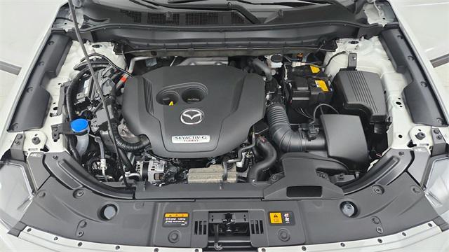Photo of 2025 Rhodium White Metallic Mazda CX-5