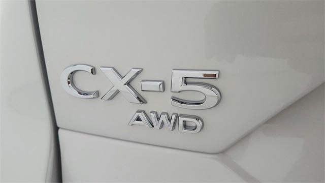 Photo of 2025 Rhodium White Metallic Mazda CX-5