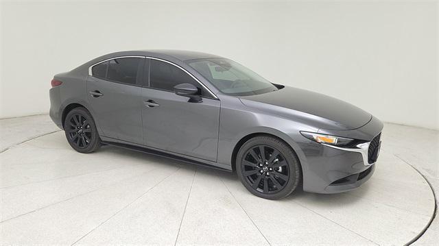 Photo of 2025 Machine Gray Mazda Mazda3