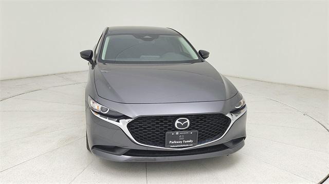 Photo of 2025 Machine Gray Mazda Mazda3