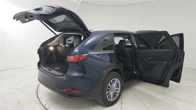Photo of 2025 Deep Crystal Blue Mica Mazda CX-90