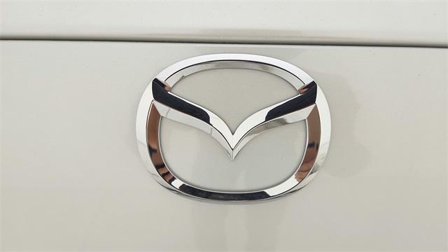 Photo of 2025 Pearl Mazda CX-50