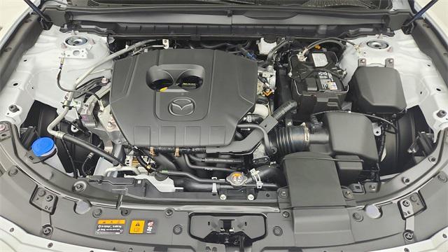 Photo of 2025 Pearl Mazda CX-50