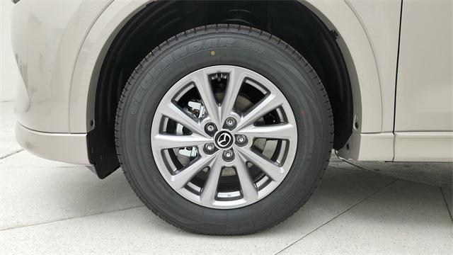 Photo of 2025 Quartz Metallic Mazda CX-5