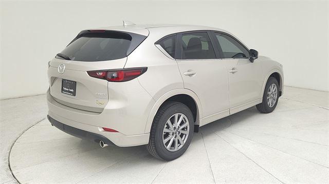 Photo of 2025 Quartz Metallic Mazda CX-5