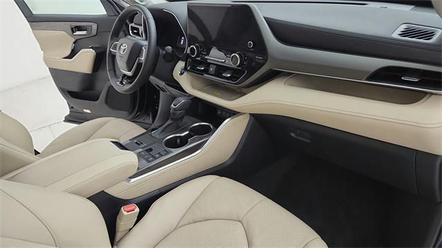 Photo of 2023 Blueprint Toyota Highlander