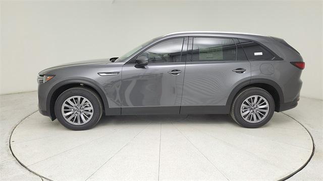 Photo of 2025 Machine Gray Mazda CX-90