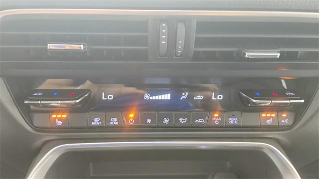Photo of 2025 Machine Gray Mazda CX-90