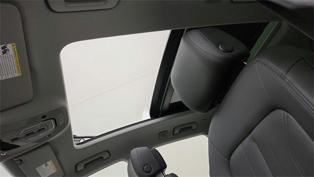 Photo of 2020 Silver Metallic Audi Q5