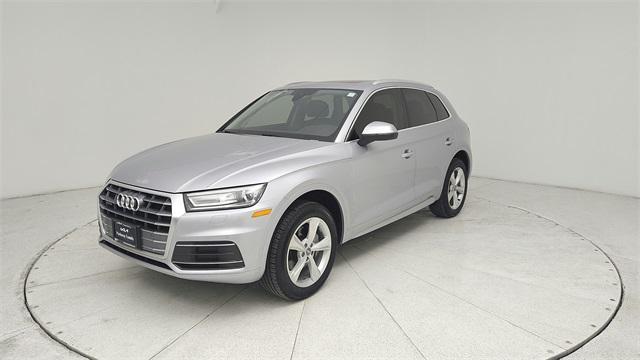 Photo of 2020 Silver Metallic Audi Q5