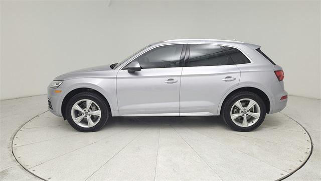 Photo of 2020 Silver Metallic Audi Q5