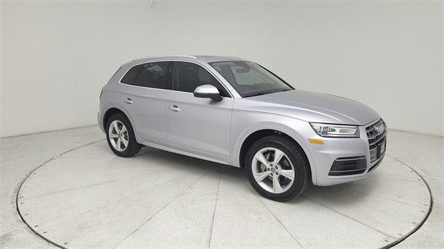 Photo of 2020 Silver Metallic Audi Q5