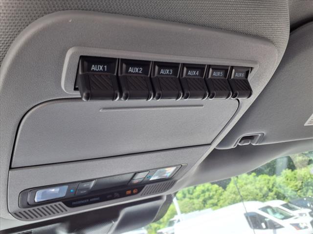 Photo of 2025 Oxford White Ford F-350