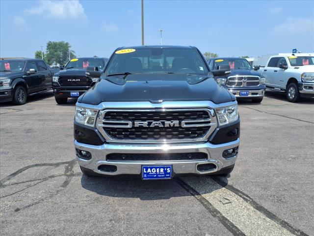 Photo of 2022 Diamond Black Crystal Pearlcoat RAM 1500