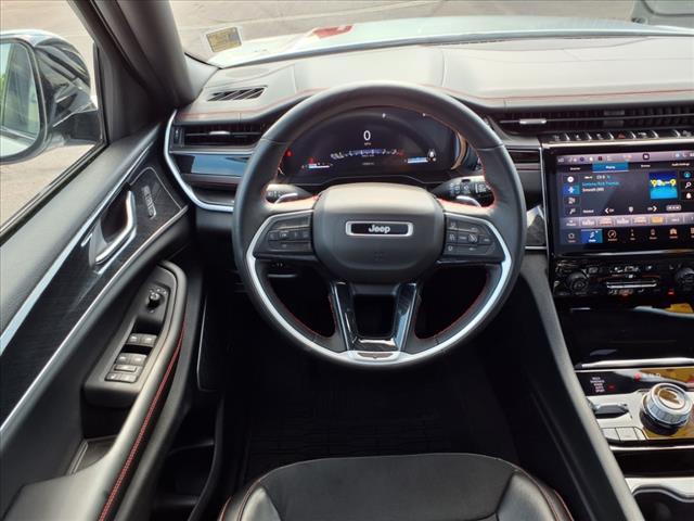 Photo of 2022 Bright White Clear Coat Pw7 Jeep Grand Cherokee