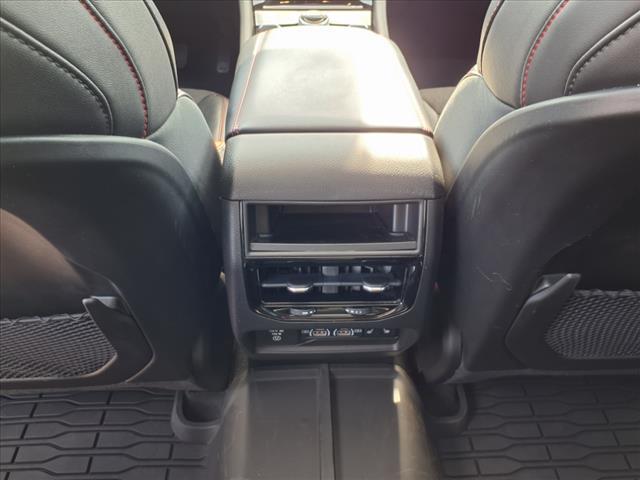 Photo of 2022 Bright White Clear Coat Pw7 Jeep Grand Cherokee