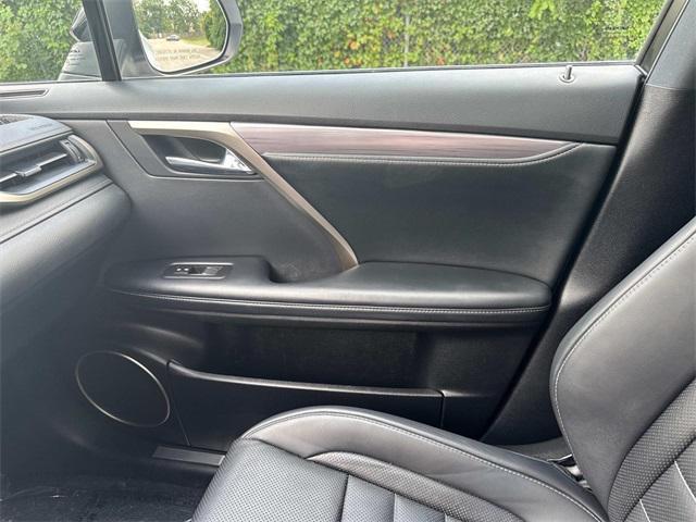 Photo of 2022 Eminent White Pearl Lexus RX 350