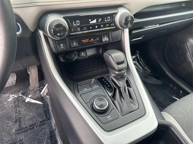 Photo of 2022 Midnight Black Metallic Toyota RAV4 Hybrid