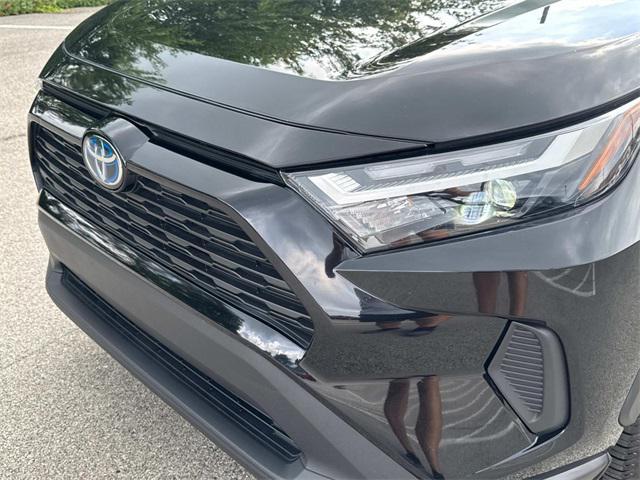 Photo of 2022 Midnight Black Metallic Toyota RAV4 Hybrid