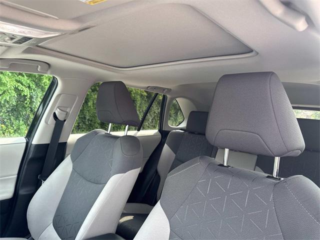 Photo of 2022 Midnight Black Metallic Toyota RAV4 Hybrid