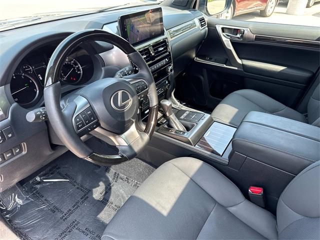 Photo of 2023 Nebula Gray Pearl Lexus GX 460