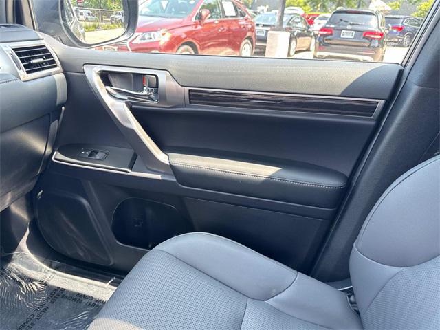 Photo of 2023 Nebula Gray Pearl Lexus GX 460