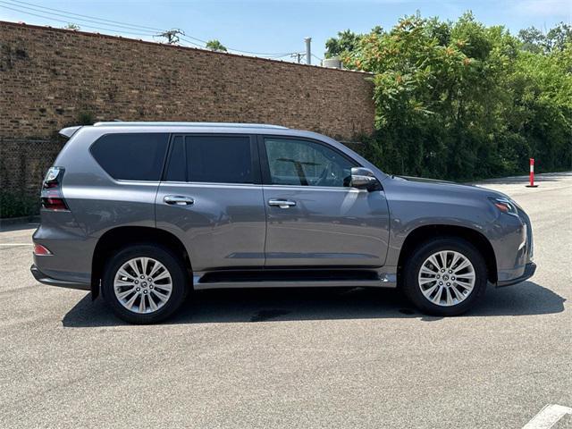 Photo of 2023 Nebula Gray Pearl Lexus GX 460