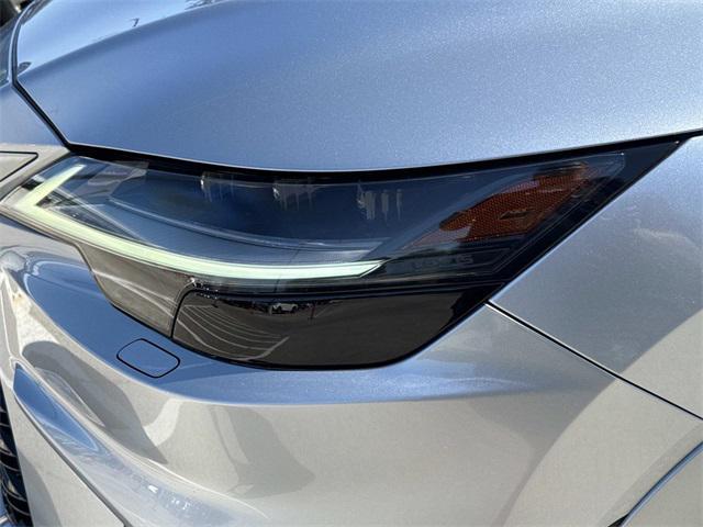 Photo of 2023 Iridium Lexus RX 350
