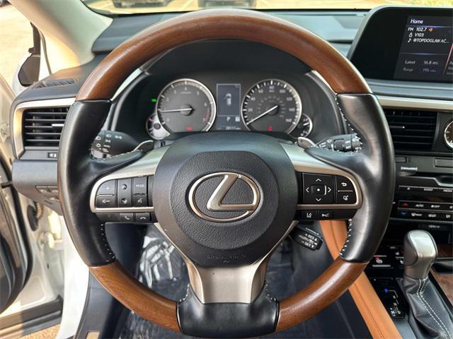 Photo of 2021 Eminent White Pearl Lexus RX 350L